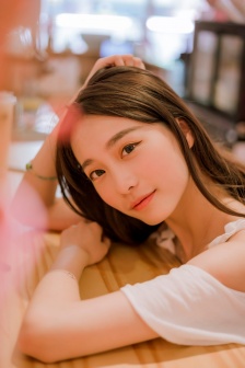 狮子山下